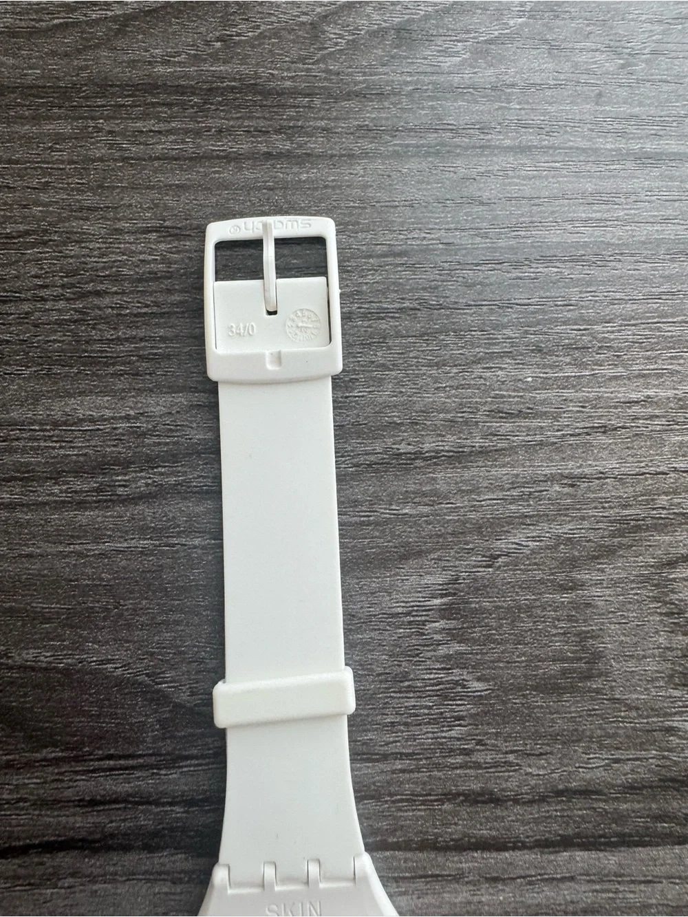 Swatch White Silicone Watch Unisex Minimalist Swiss Casual Wristwatch